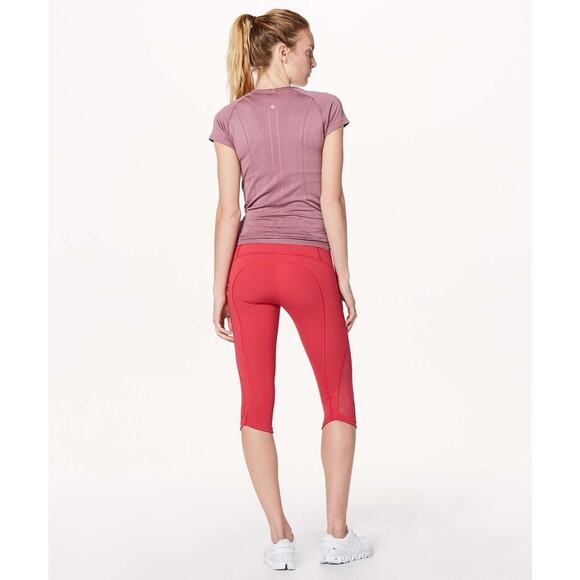 Lululemon Sun Runner Crop Leggings 17" Fuchsia Pink Size 6 - Picture 4 of 12